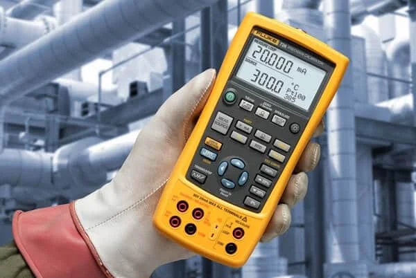Прецизионный многофункциональный калибратор процессов Fluke 726/APAC/EMEA