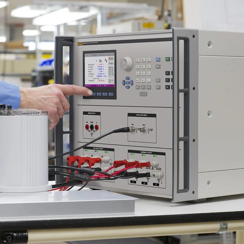 Калибратор электрических величин Fluke 6003A/PQ 230 T